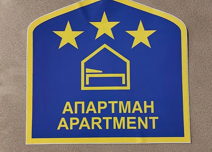 Apartment Square *